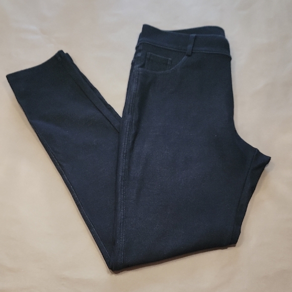 Yelete Size XL Black Skinnies Jeggings, Gently Used Condition - Picture 1 of 11